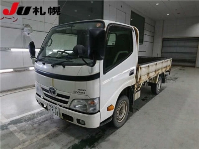 TOYOTA DYNA