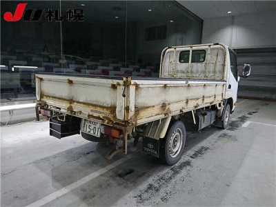 TOYOTA DYNA