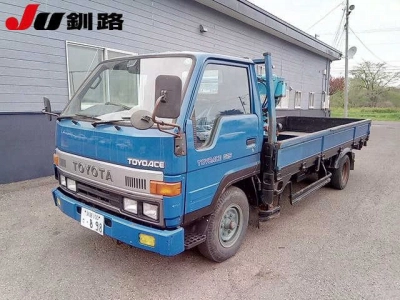 TOYOTA TOYOACE
