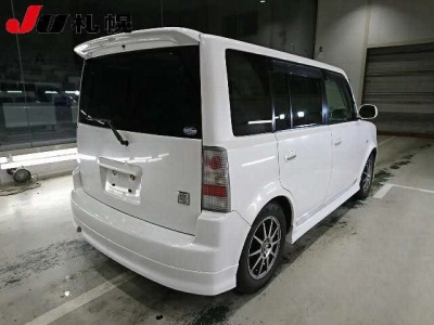 TOYOTA BB