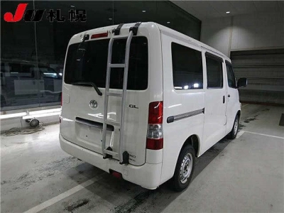 TOYOTA TOWN ACE VAN