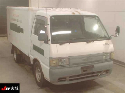 MAZDA BONGO BRAWNY TRUCK