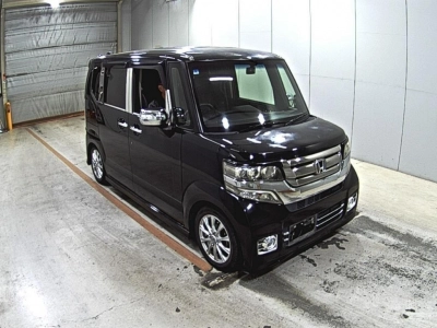 HONDA N BOX CUSTOM