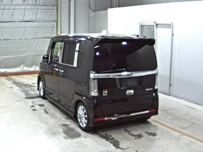 HONDA N BOX CUSTOM