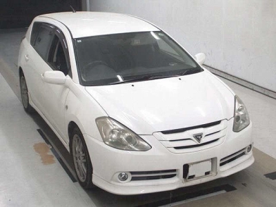 TOYOTA CALDINA