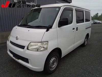 TOYOTA TOWN ACE VAN