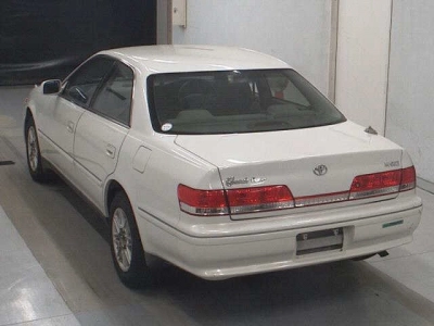 TOYOTA MARK II