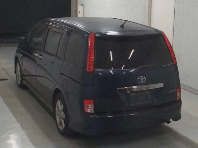 TOYOTA ISIS