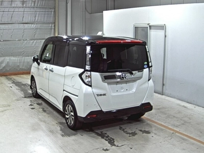 TOYOTA TANK