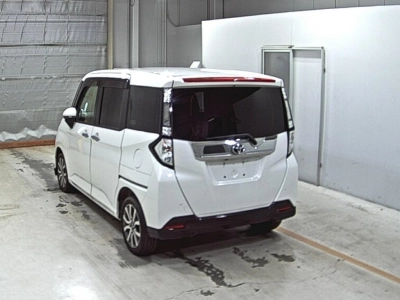 TOYOTA TANK