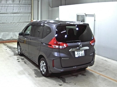 HONDA FREED HYBRID