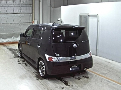 TOYOTA BB