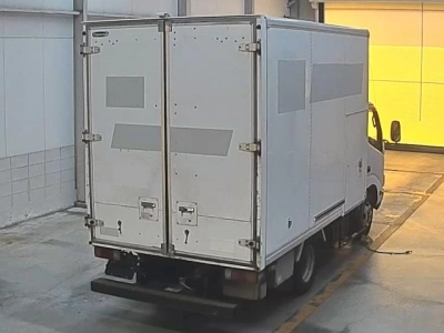 TOYOTA DYNA