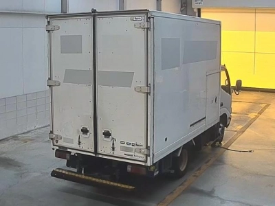 TOYOTA DYNA