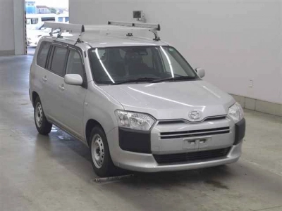 MAZDA FAMILIA VAN