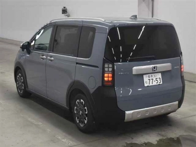 HONDA FREED HYBRID