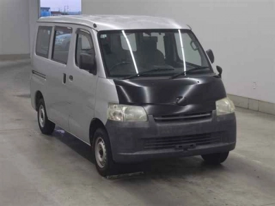 TOYOTA TOWN ACE VAN