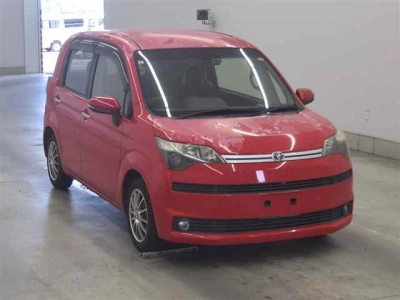 TOYOTA SPADE