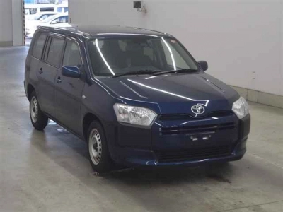 TOYOTA SUCCEED VAN