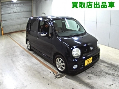 DAIHATSU MOVE LATTE