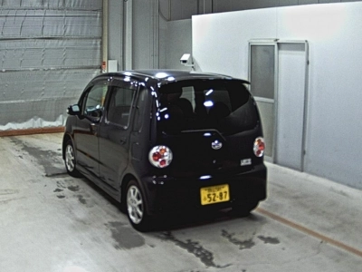 DAIHATSU MOVE LATTE