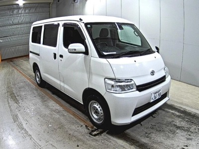 TOYOTA TOWN ACE VAN