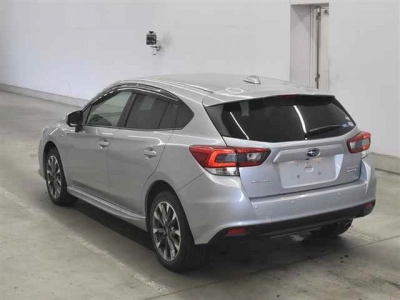 SUBARU IMPREZA SPORT HYBRID