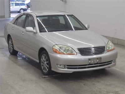TOYOTA MARK II