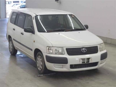 TOYOTA SUCCEED VAN