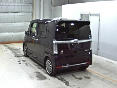 HONDA N BOX CUSTOM