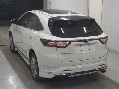 TOYOTA HARRIER
