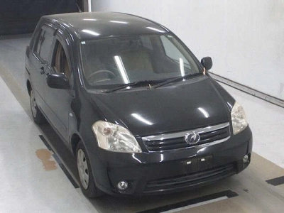 TOYOTA RAUM