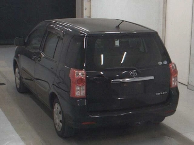 TOYOTA RAUM