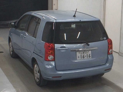 TOYOTA RAUM