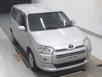 TOYOTA SUCCEED VAN
