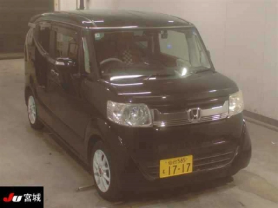 HONDA N-BOX SLASH