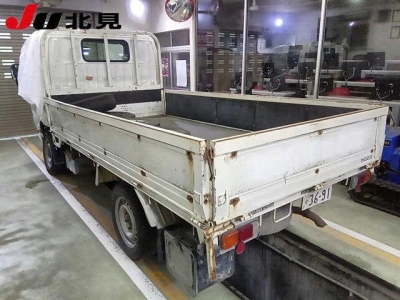 TOYOTA DYNA