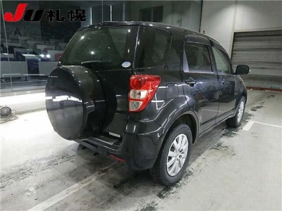 TOYOTA RUSH