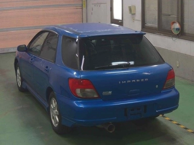 SUBARU IMPREZA