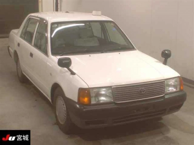TOYOTA CROWN COMFORT