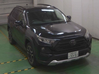 TOYOTA RAV4