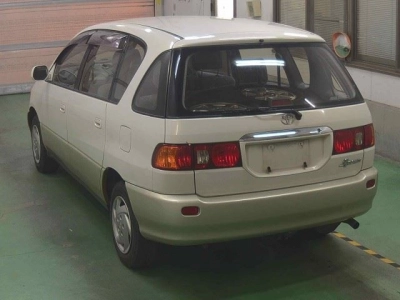 TOYOTA IPSUM