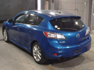MAZDA AXELA SPORT