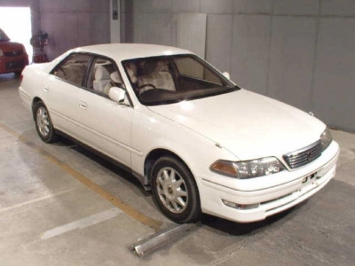 TOYOTA MARK II