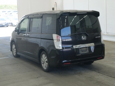 HONDA STEPWGN SPADA