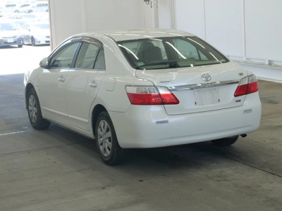 TOYOTA PREMIO