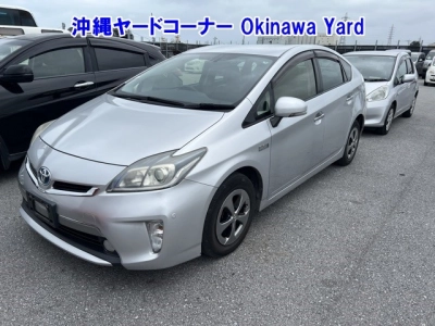 TOYOTA PRIUS PHV