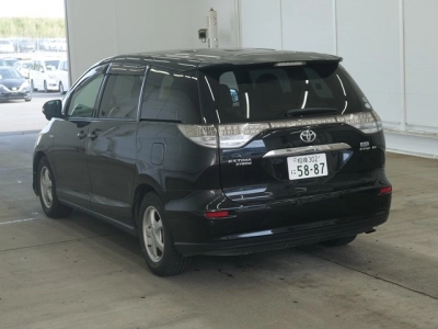 TOYOTA ESTIMA HYBRID