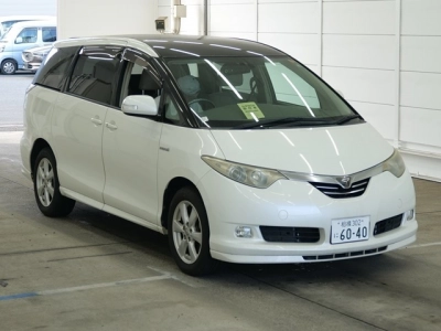 TOYOTA ESTIMA HYBRID
