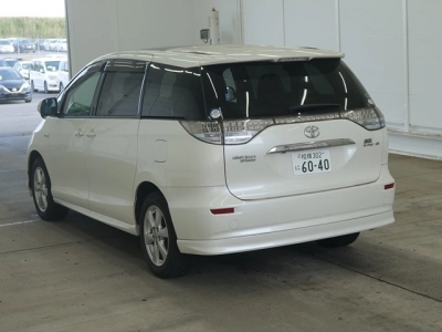 TOYOTA ESTIMA HYBRID